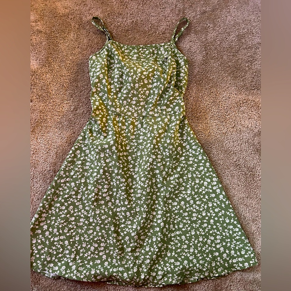 3 Mini dresses, green, 1st dress S, 2nd dress S, 3rd dress XS